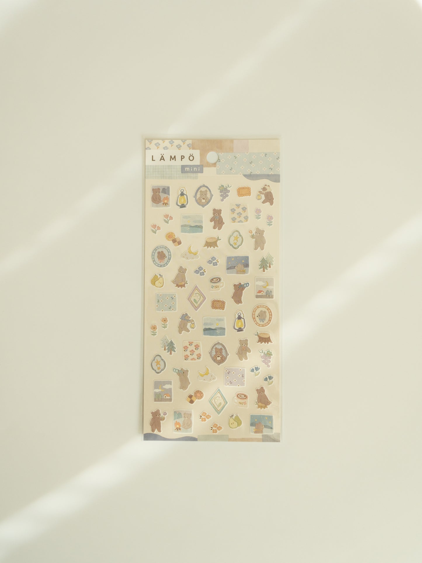 Mind Wave Lämpö Mini Sticker Sheet: Bear and the Starry Sky